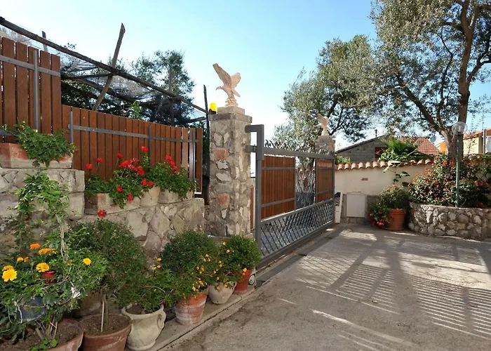 Chery Nyaraló Sorrento