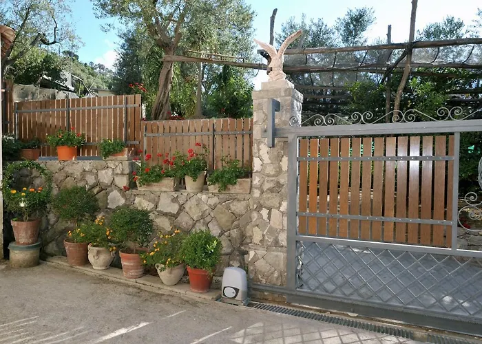 Chery Nyaraló Sorrento